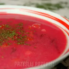 Zupa buraczkowa: sekret babci na rubinowy kolor i głęboki smak