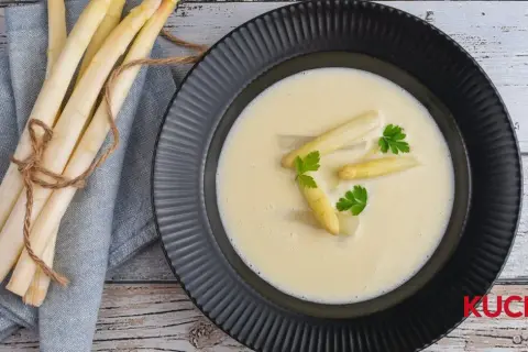 Aksamitna zupa krem ze szparagów: przepis bez błędów!