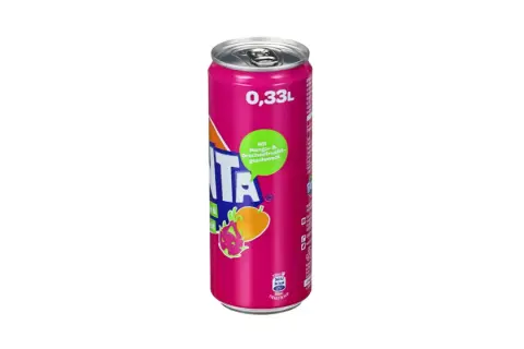 Puszka napoju Fanta Mango & Smoczy Owoc w kolorze fuksji z grafiką owoców.