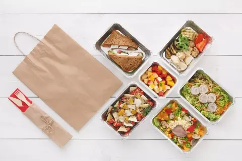 Catering dietetyczny: Opłaca się? Sprawdź, zanim zamówisz!