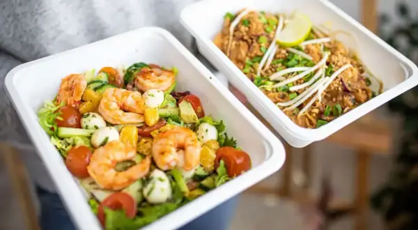 Catering dietetyczny Warszawa: Ranking, porady, jak wybrać idealny?