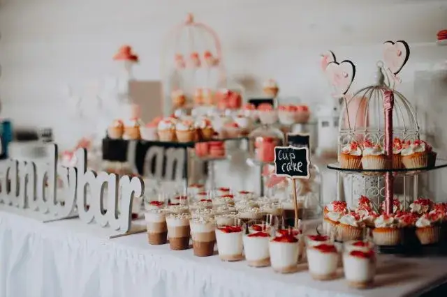 słodki stół candy bar urodziny
