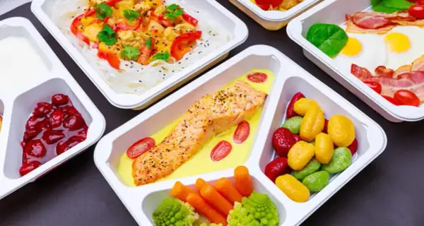 Czy catering się opłaca? Zyski, koszty i sekrety sukcesu branży